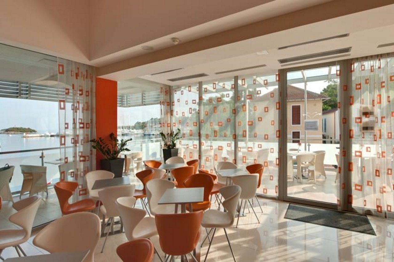 Maistra Select Belvedere Resort Vrsar Bagian luar foto