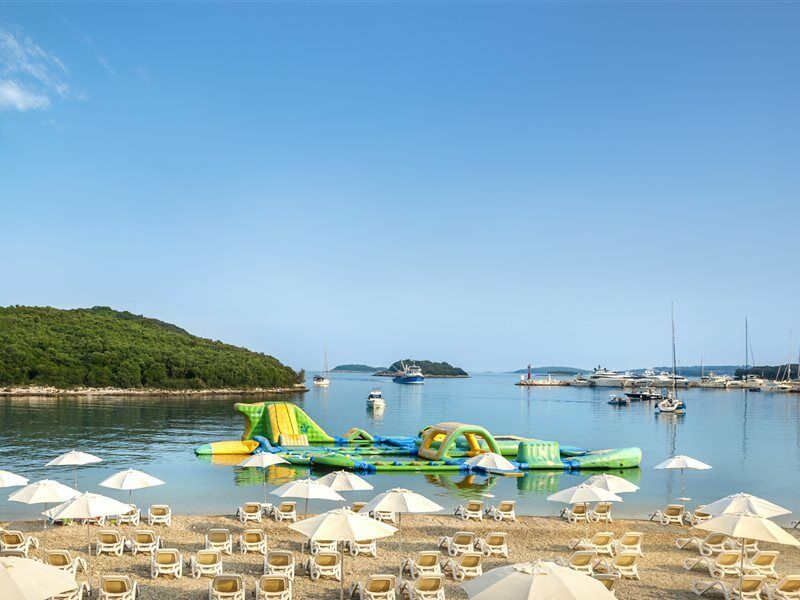 Maistra Select Belvedere Resort Vrsar Bagian luar foto