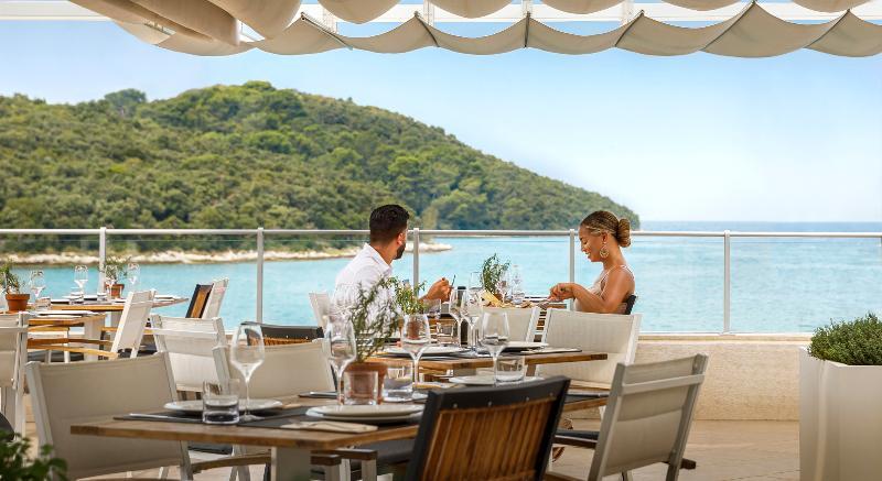 Maistra Select Belvedere Resort Vrsar Bagian luar foto